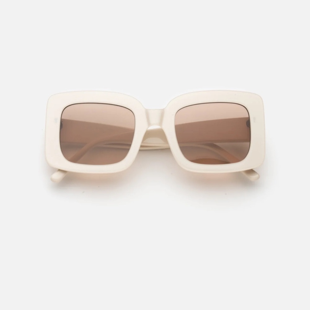 Lu Goldie Mia Vanilla Sunglasses